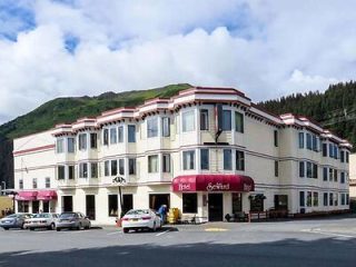 1 2 Hotel Seward with free parking 